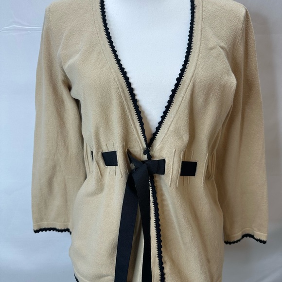 White House Black Market Beige Sweater Cardigan with Black Ribbon Size L - Picture 2 of 11